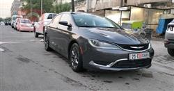 Chrysler 200